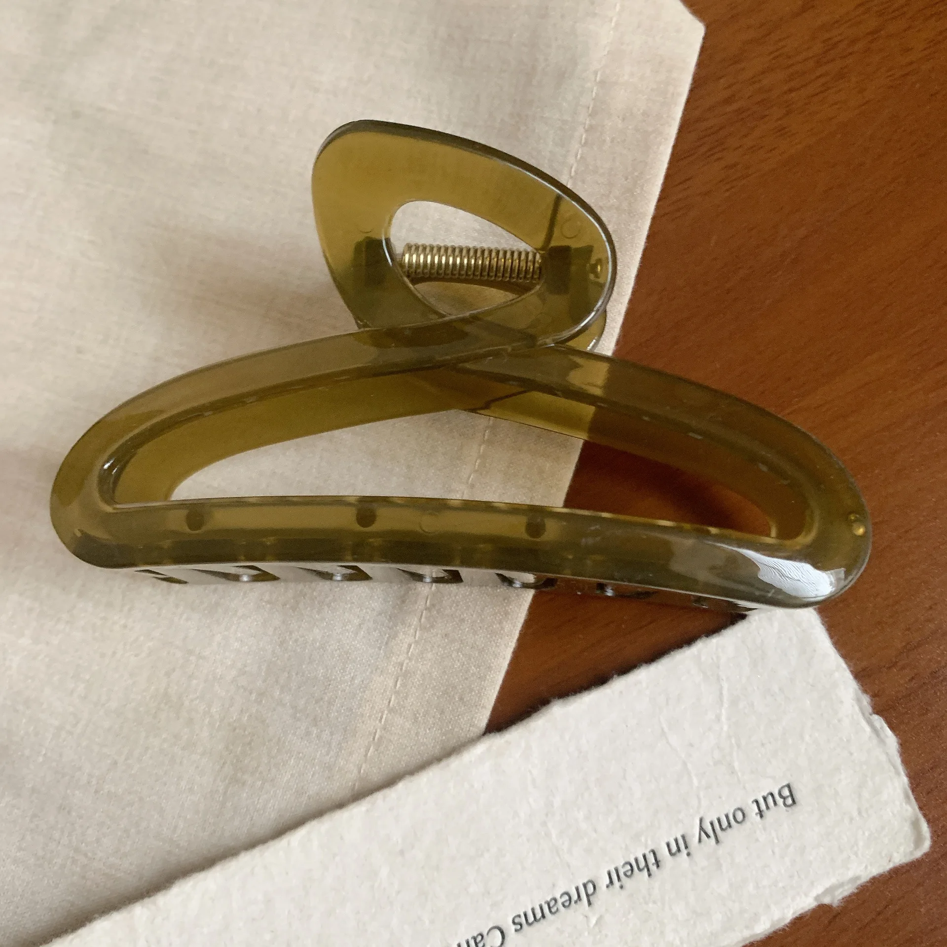 1pc Jelly colored injection molded clip for women's new high-end style, large plate hair clip, shark clip hair clip