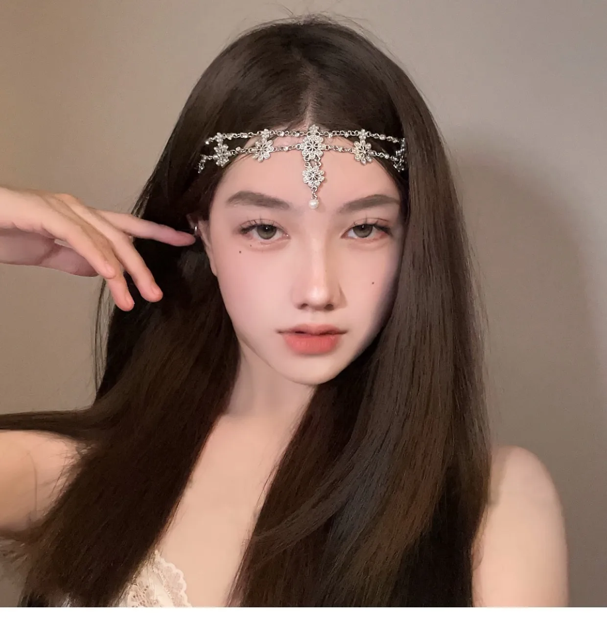 Luxury Jewelry Hair Accessories For Women Waterdrop Flower Tassel Forehead Chain Sexy Red Gemstone Hair Pendant Elegant Hairpin