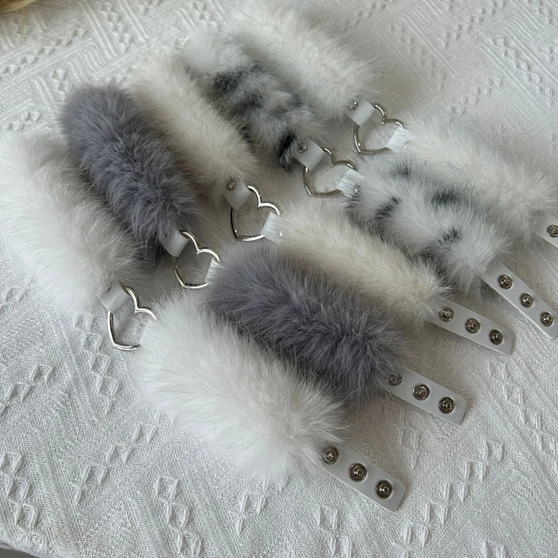 Girl Heart Furry Necklace Plush Neck Collar Detachable Warm Adjustable Exaggerated Collar Cosplay Costume