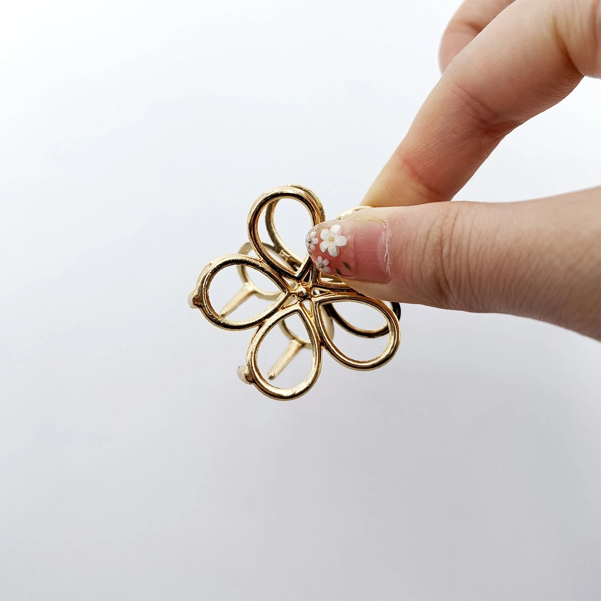 12 Styles Fashion Mini 4cm Metal Hair Claw For Women Gold Color Cross Crab Hair Clip Korean Elegant Geometric Hairpin Girl Hair
