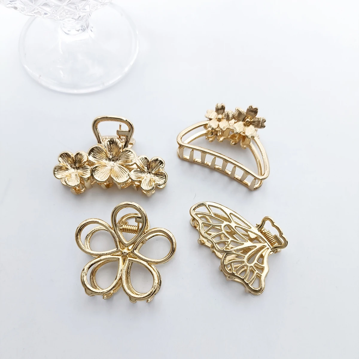 12 Styles Fashion Mini 4cm Metal Hair Claw For Women Gold Color Cross Crab Hair Clip Korean Elegant Geometric Hairpin Girl Hair