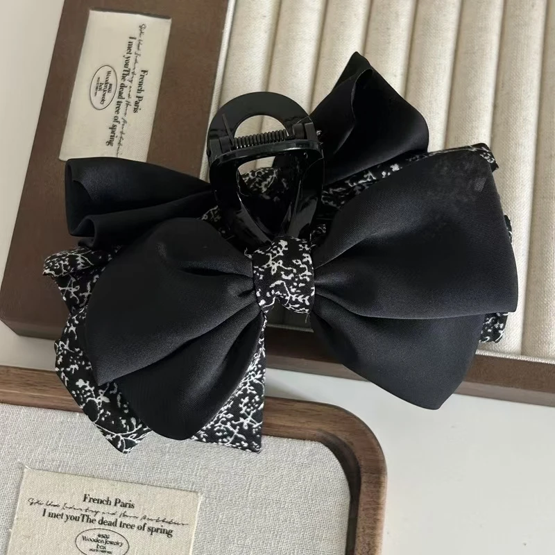 1pc Korean Style Temperament, Cashew Nuts, Broken Flowers, Bow, Grab Clip, Hair Clip, Shark Clip, Western Style Hair Clip