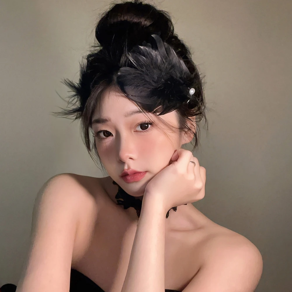 2pcs/Set Black White Color Feather Hair Clips Pearl Plush Ballet Girl Alligator Barrettes Elegant Headwear For Party Performance