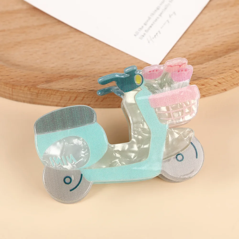 1pc Cartoon Little Donkey Claw Clip Creative Resin Children's Hair Clip Transparent Acrylic Shark Clip