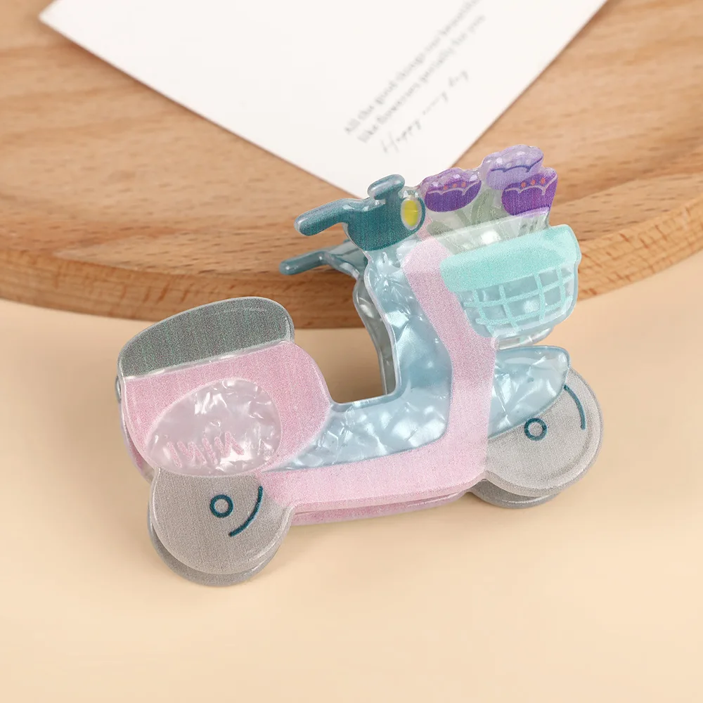 1pc Cartoon Little Donkey Claw Clip Creative Resin Children's Hair Clip Transparent Acrylic Shark Clip