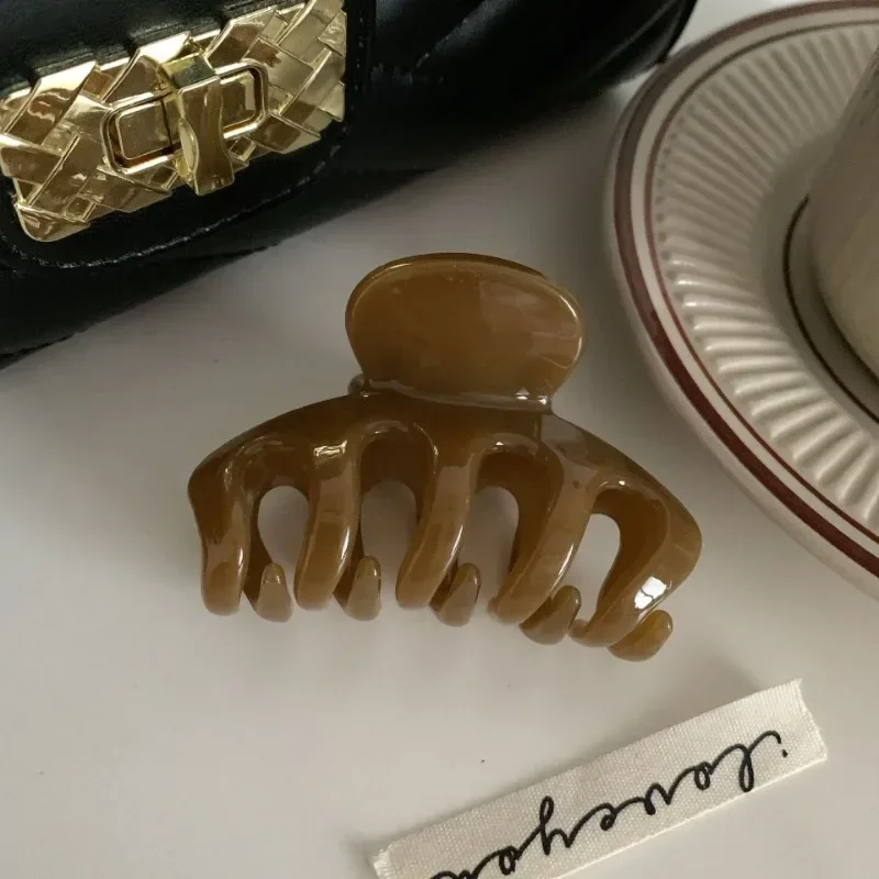 Fashion Women Hair Claw Elegant Colorful Solid Color Claw Clip Girls Hair Barrettes 7cm Hair Clips Hairs Accessories 2025 New