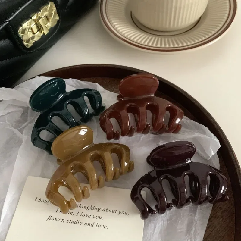 Fashion Women Hair Claw Elegant Colorful Solid Color Claw Clip Girls Hair Barrettes 7cm Hair Clips Hairs Accessories 2025 New
