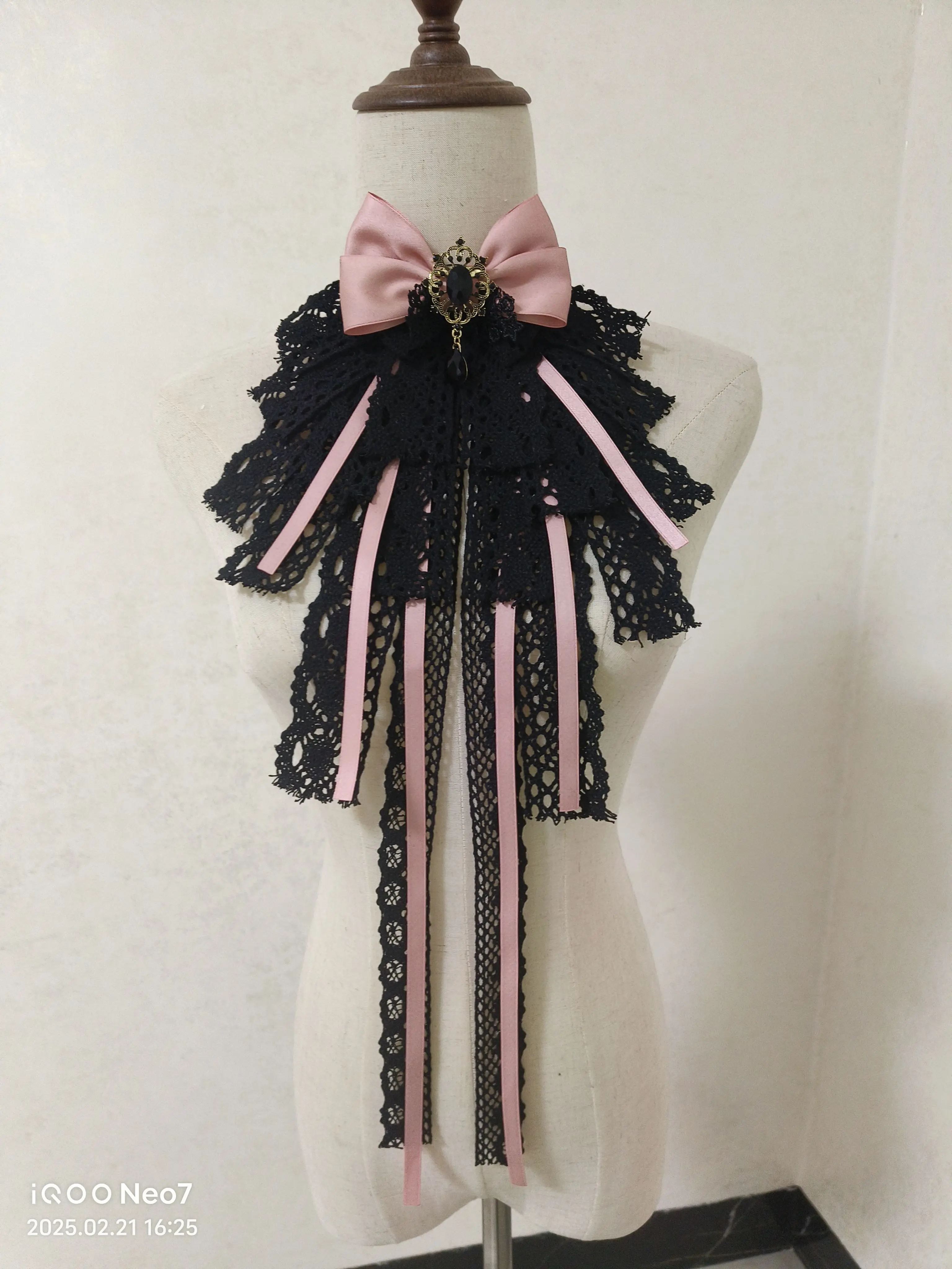 Lolita Black Lace Bow Ties Court Style Elegant Fashion Women's Dress Shirt Bowtie Anime Cosplay Accessories Detachable Collars