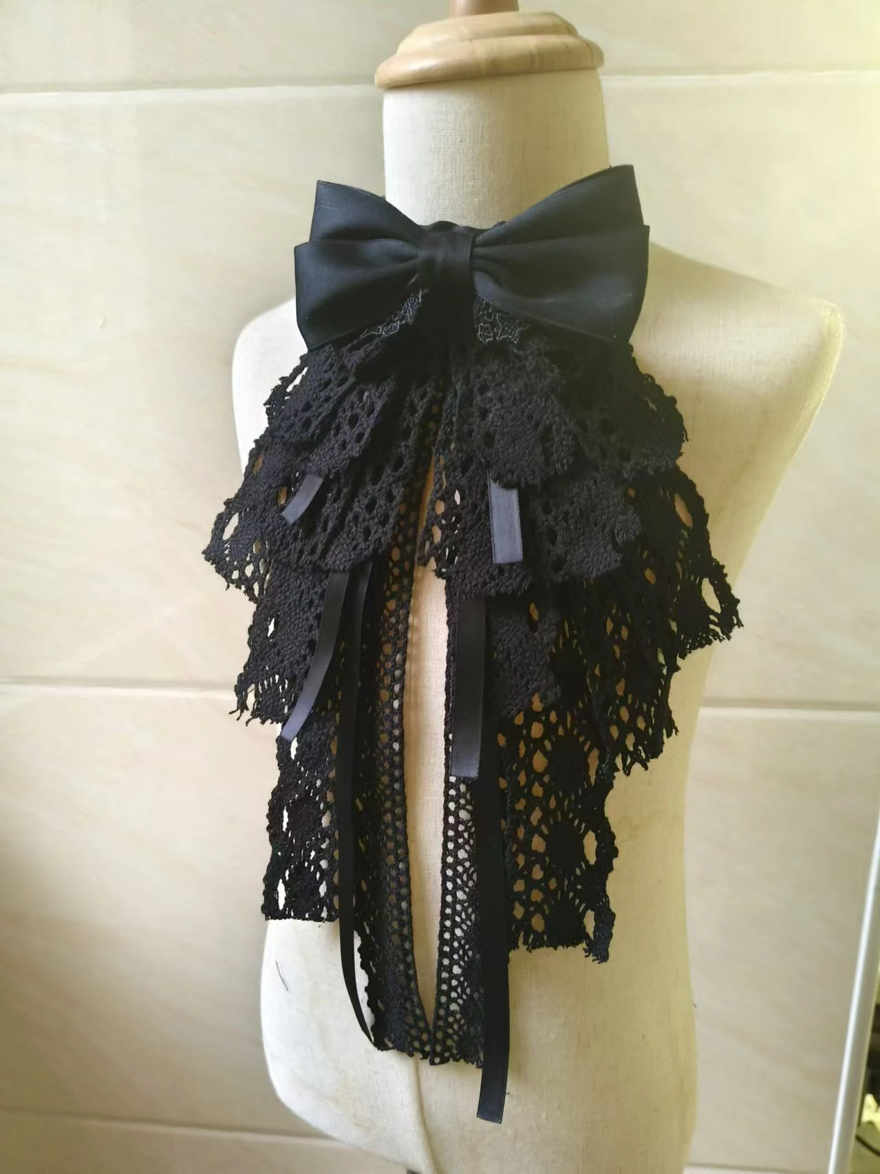 Lolita Black Lace Bow Ties Court Style Elegant Fashion Women's Dress Shirt Bowtie Anime Cosplay Accessories Detachable Collars