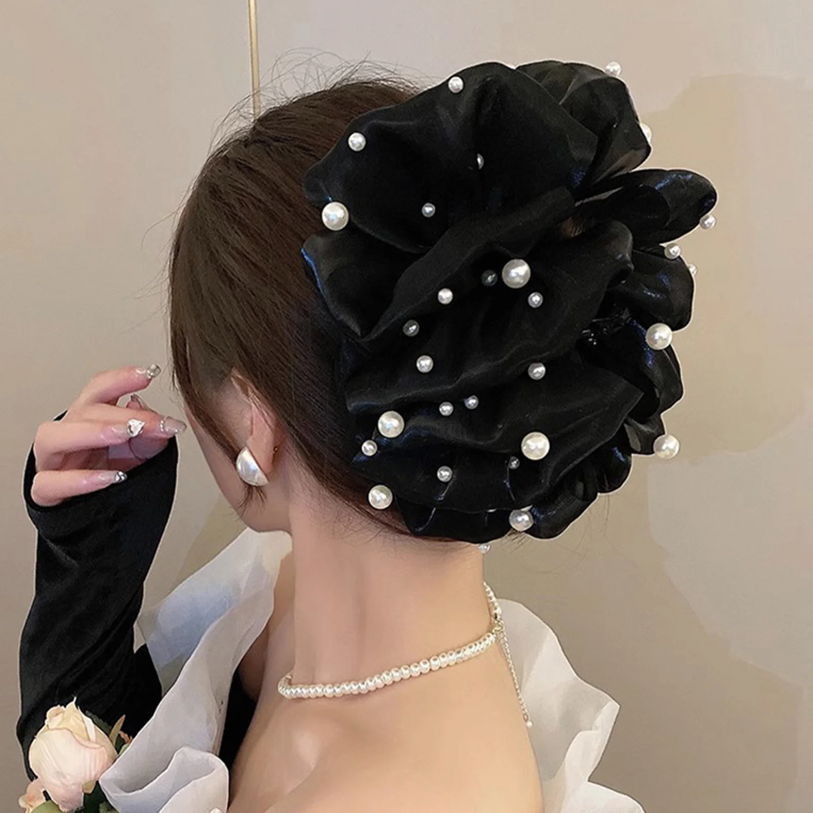 New Hair Claw For Women Large Pearl Pearl Bow Gauze Shark Gripper Claw Elegant Exquisite Updo Hair Clip Girls Hair Accessories