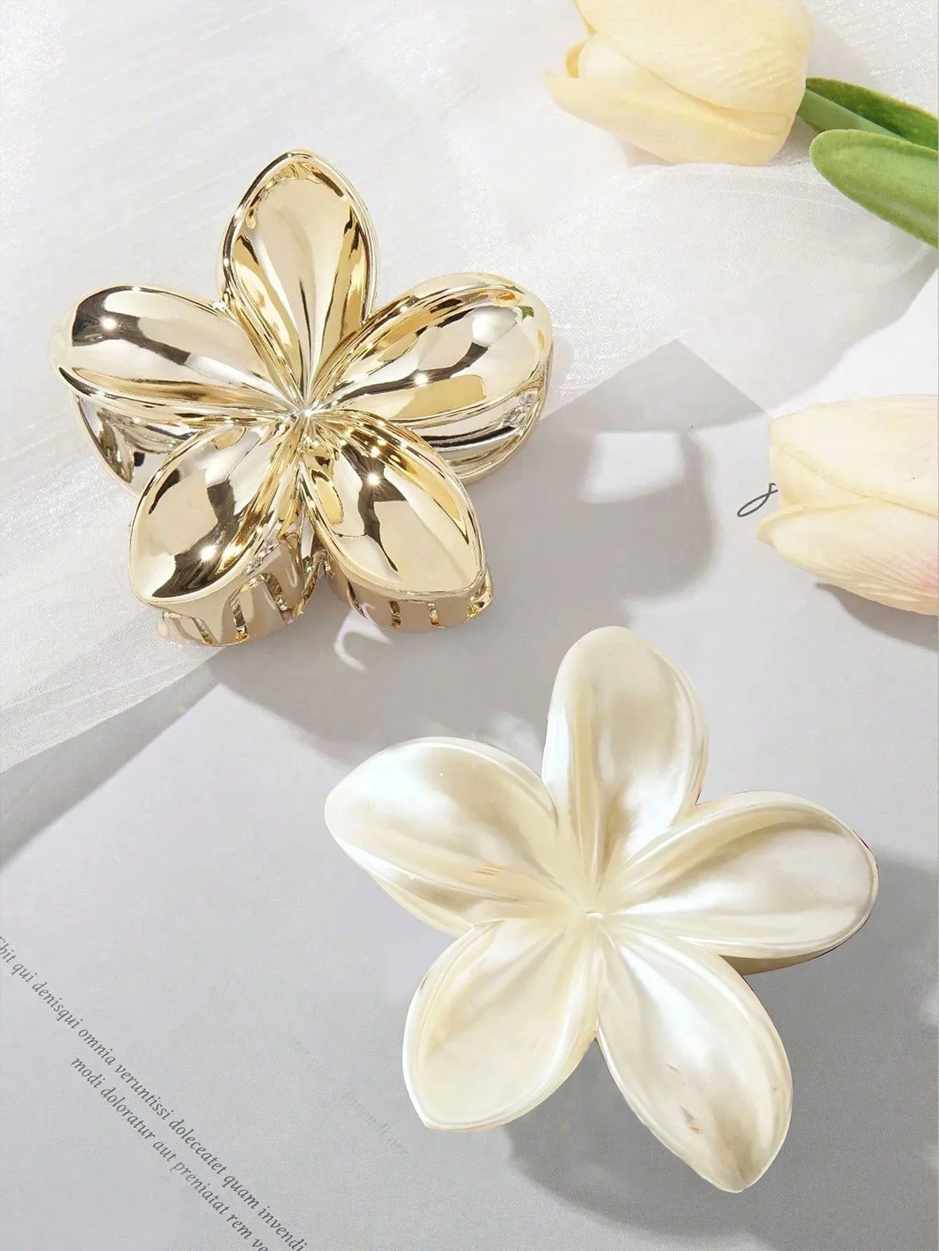 Fashion Egg-Shaped Shiny Flower Hair Clip 4cm Daily Party Hair Accessory for Women