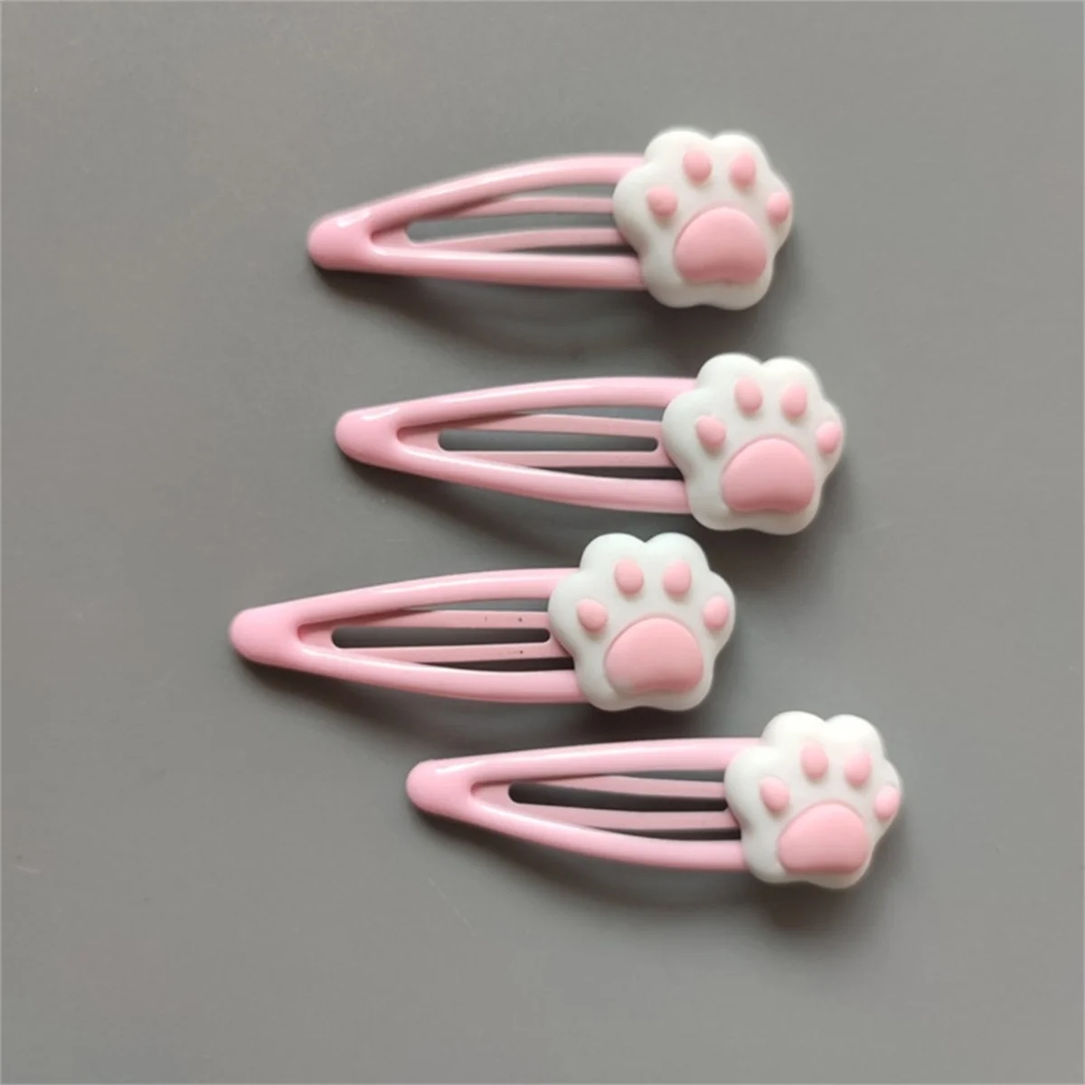 Y2K Cartoon Cat Paw Hair Clip Headwear - Stylish Travel Hairpins & Headdress Hairclip for Girls Fashionable Hair Accessories