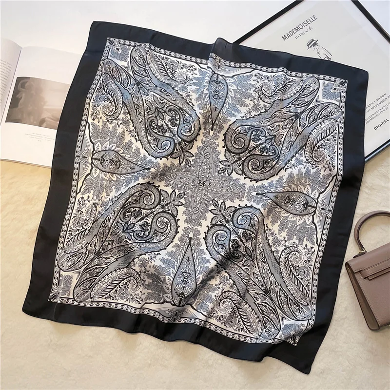 Vintage Paisley Printed Bandana Scarf Lightweight Soft Satin Stylish Versatile Neck Scarf For Women Hairbands Headscarf