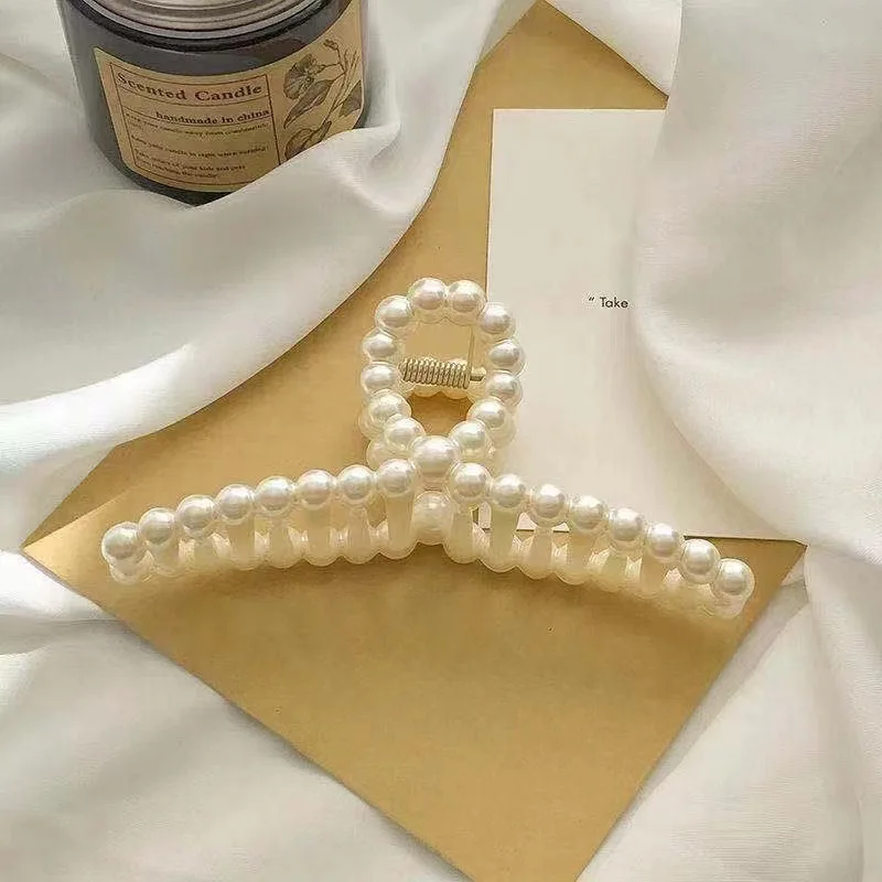 1Pcs Large White Pearl Hair Claw Clips for Women Girls Non Slip Hair Clamp Fashion Hair Accessories Headwear for Party Wedding
