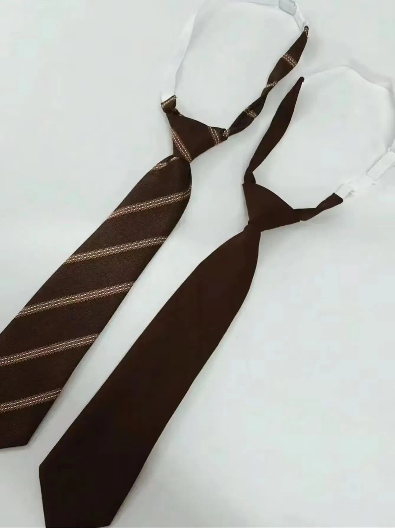 2Pc Men's and Women's Fashionable Casual Style School Uniforms for Graduation Season, Coffee Color, No Tie Needed, Suitable for Work and Commuting, School Uniforms