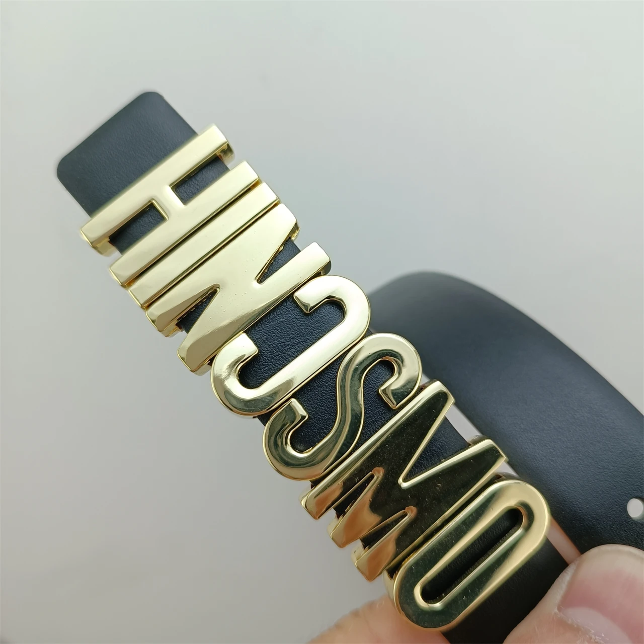 Luxury Women’s 2.5cm Wide Plain Leather Belt - Customizable Perforated Design for a Perfect Fit