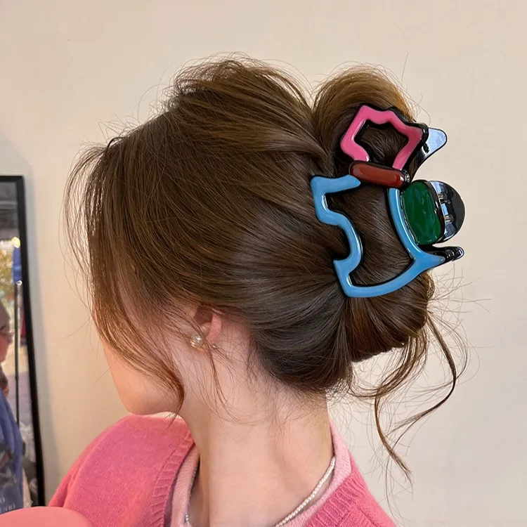 Red and blue contrasting hair clip, large shark clip hair clip, women's back of the head, 2025 new high-end clip hair accessory