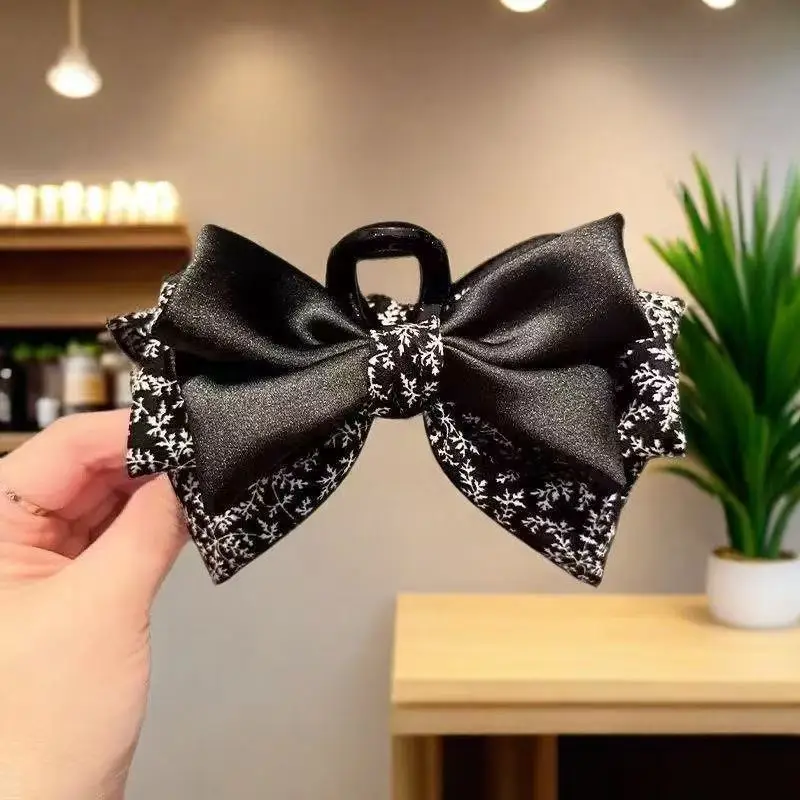 1pc Elegant floral bow clip, new retro autumn and winter style, shark clip hair clip headband at the back of the head