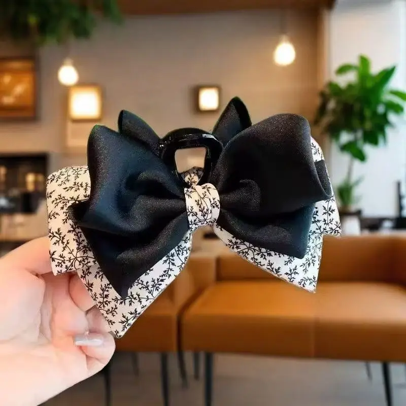 1pc Elegant floral bow clip, new retro autumn and winter style, shark clip hair clip headband at the back of the head