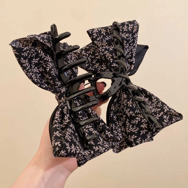 1pc Elegant floral bow clip, new retro autumn and winter style, shark clip hair clip headband at the back of the head