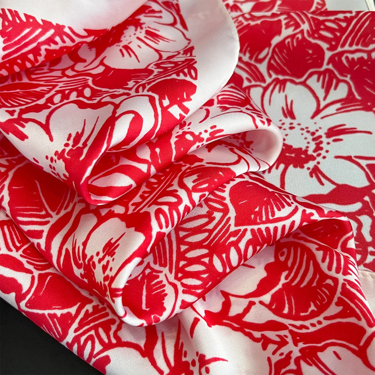 Scarf For Women Spring/Summer Imitation Silk Square Scarf Decoration Bandanna Fashion Print Neckerchief Luxury Headband Hijab