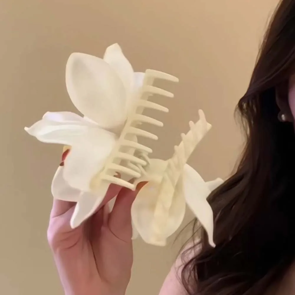Yellow Elegant Magnolia Shark Clip Acrylic Sweet Yulan Flower Hair Claw Side Clip French Style Women Hair Accessories Summer