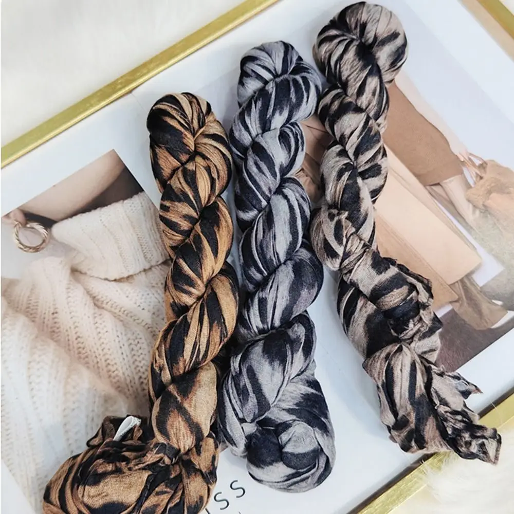 Fashionable Trend Gradient Blue Fold Shawl Soft Retro Pleated Long Scarf Sunscreen Scarf Spring Summer