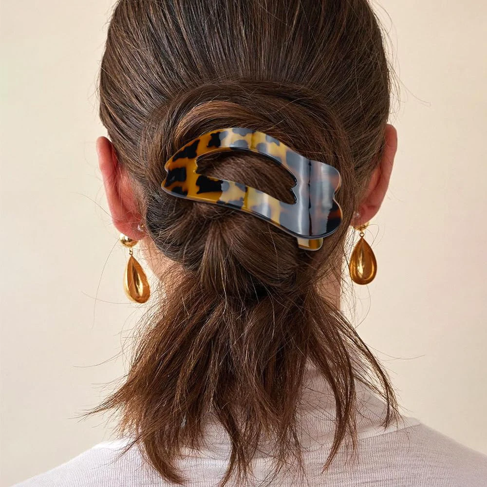 Fashion Oval Flat Hair Clips for Women New Design Leopard Large Flat Round Claw Clip French Acrylic Lying Down Hair Accessories