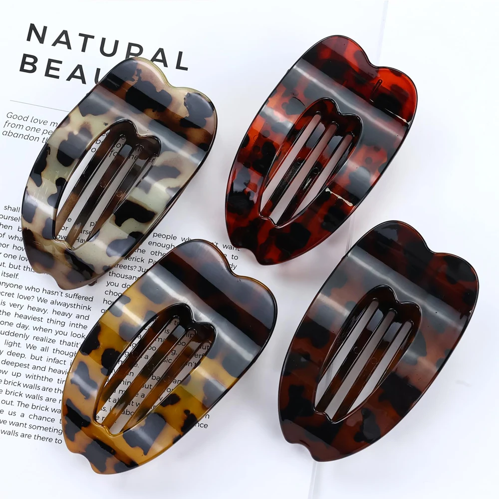 Fashion Oval Flat Hair Clips for Women New Design Leopard Large Flat Round Claw Clip French Acrylic Lying Down Hair Accessories