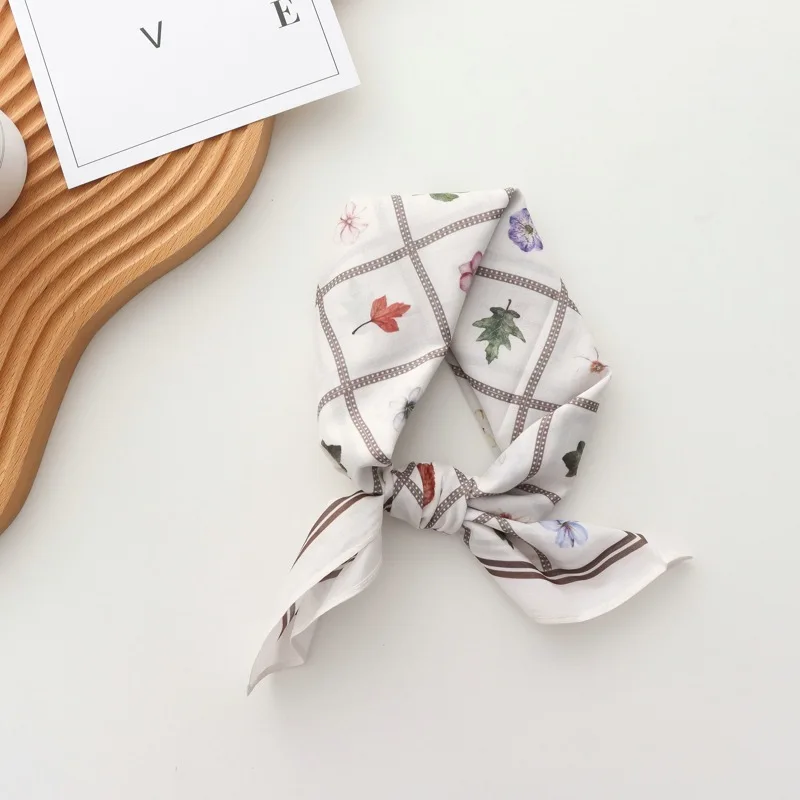 100% Cotton Printed Versatile Simple Hand Towel Women's Small Square Towel Scarf Korean Style Small Silk Scarf Women Headband