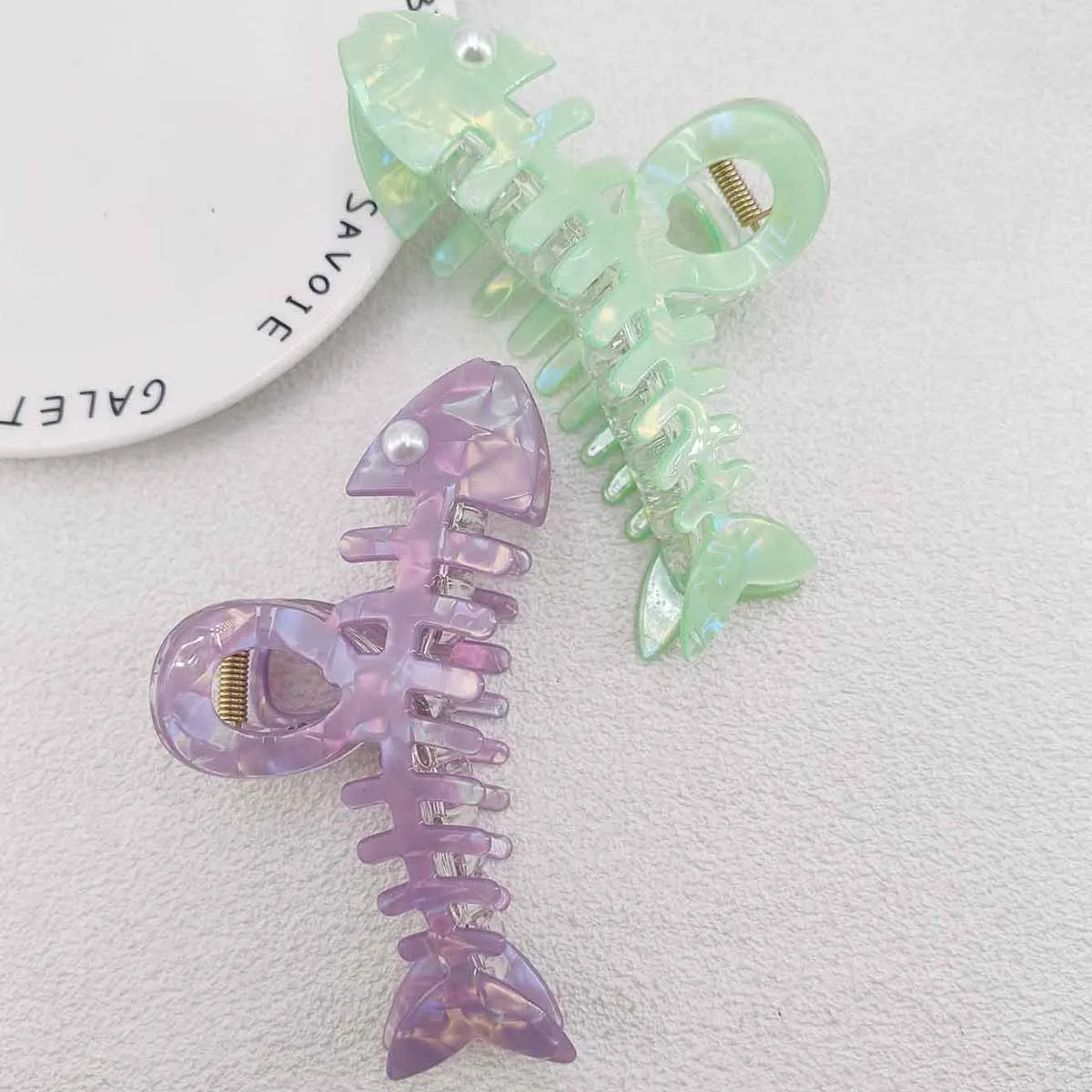Y2K Colorful Fishbone Hair Claw Creative Personality Shark Clips Fish Barb PVC Crab Hair Clip Hair Accessories for Women
