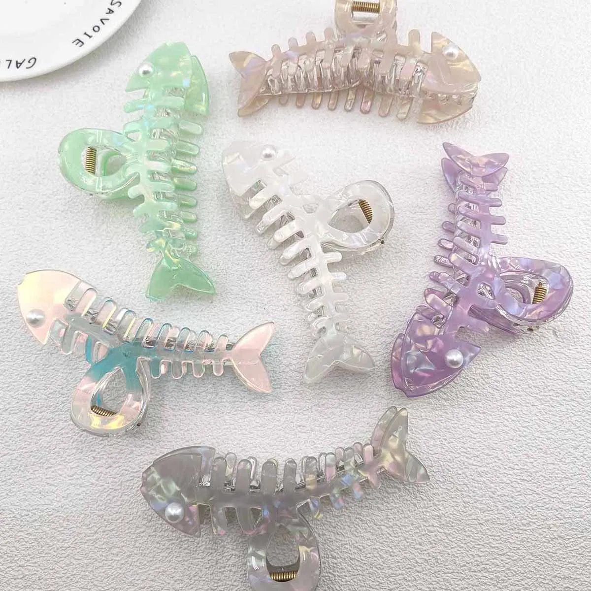 Y2K Colorful Fishbone Hair Claw Creative Personality Shark Clips Fish Barb PVC Crab Hair Clip Hair Accessories for Women
