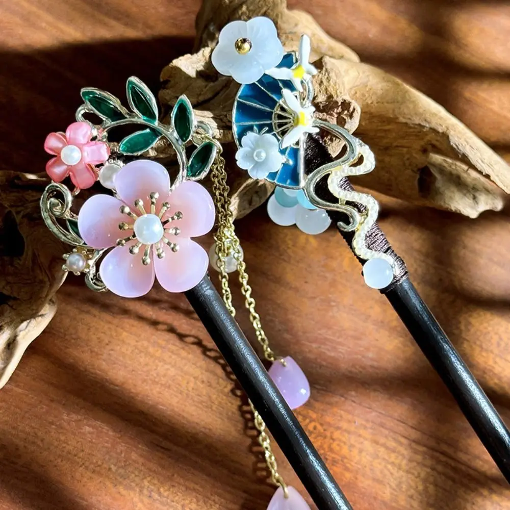 Chinese Style Flower Hair Sticks Vintage Handmade Hanfu Hair Bun Tassel Wooden Hair Forks Retro Hair Clips for Pan Headdress