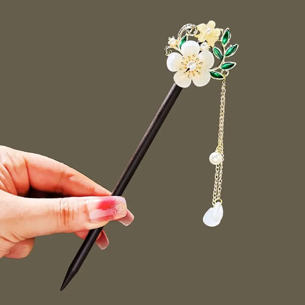 Chinese Style Flower Hair Sticks Vintage Handmade Hanfu Hair Bun Tassel Wooden Hair Forks Retro Hair Clips for Pan Headdress