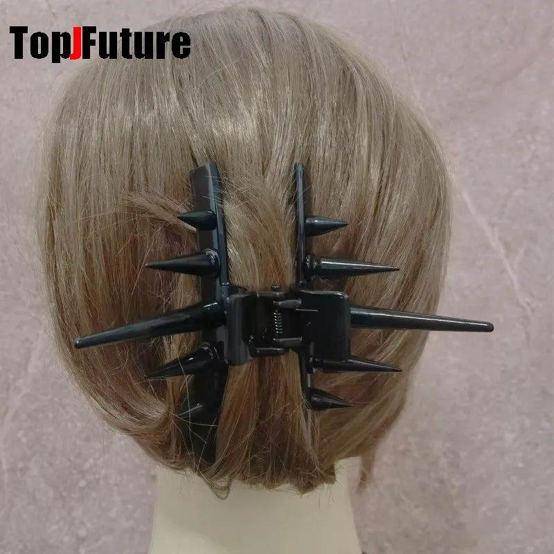 Women Y2K girl Harajuk Gothic lolita cosplay Grasp Clip spike horn Oval Hollow rivet Grasp Hair Crab Hair Accessories claws