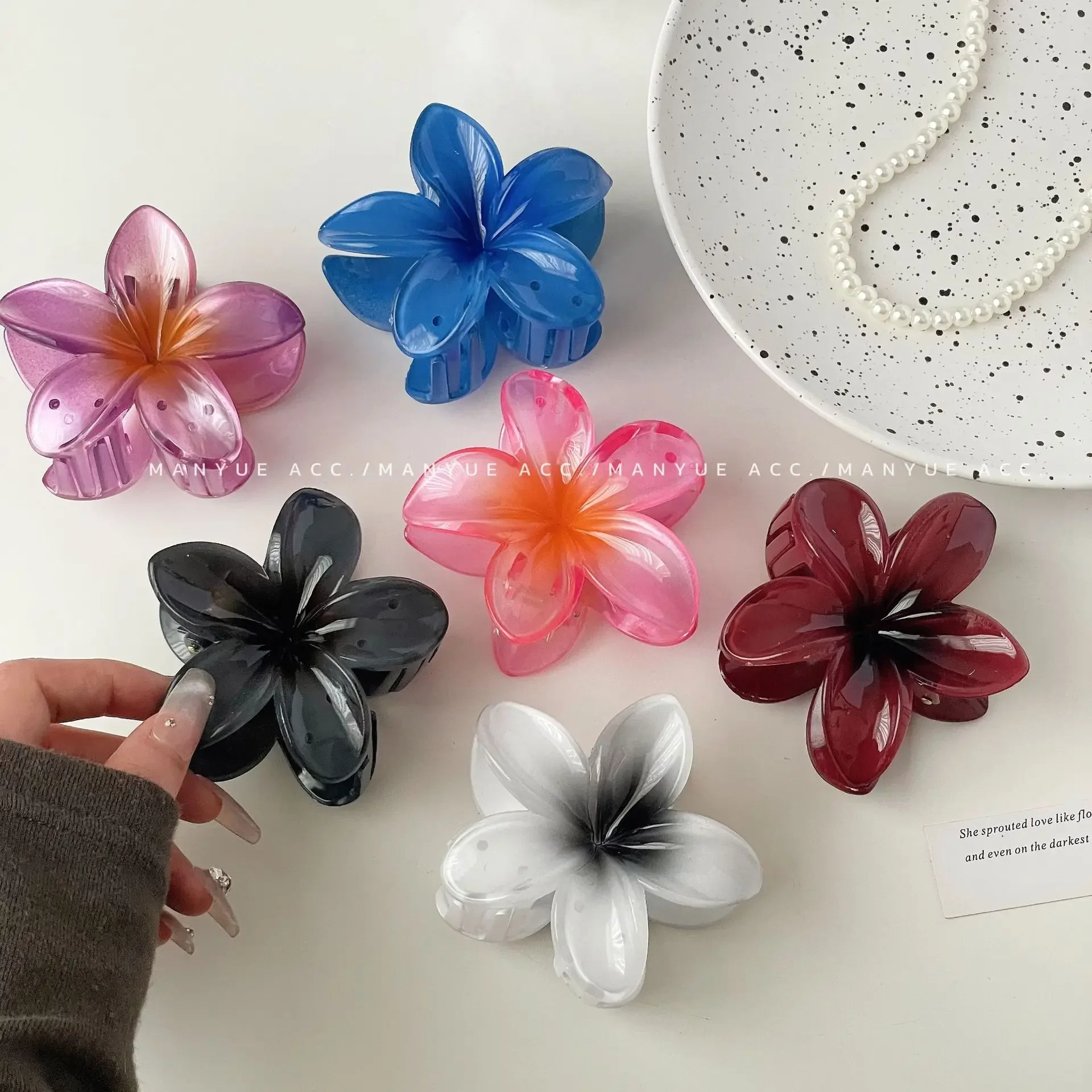 Hawaiian Gradient Hair Clips Flower Hair Claws Big Size Fashion Head wear Hairpin for Women Girls Crab Barrette Hair Accessories
