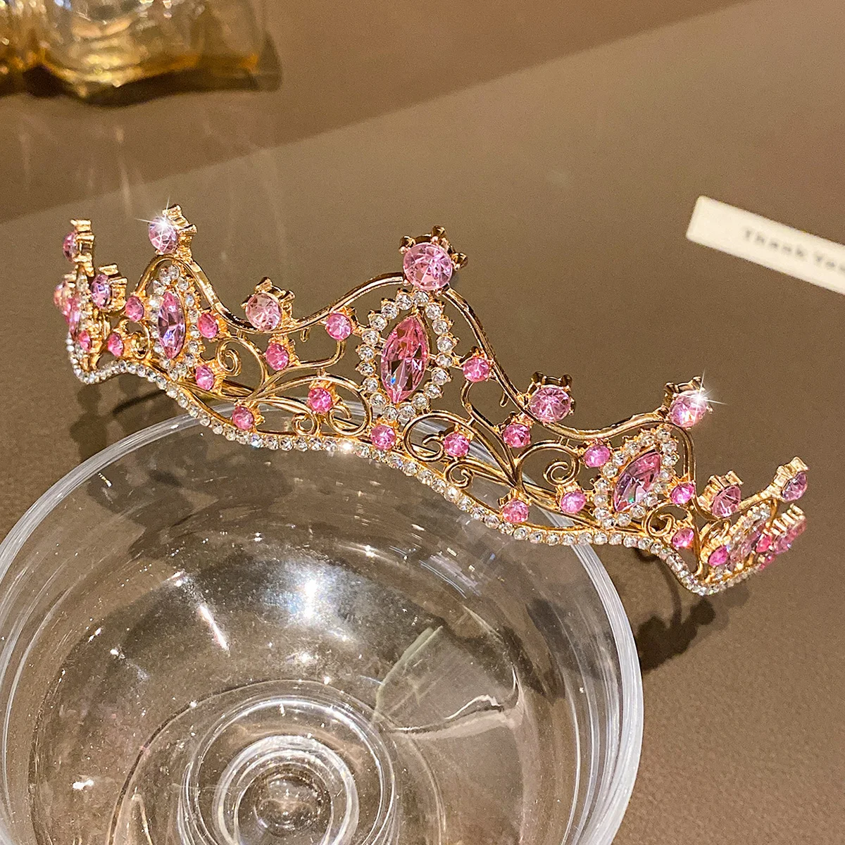 1 large crown fashionable crown headband suitable for performances and birthdays as a hair accessory