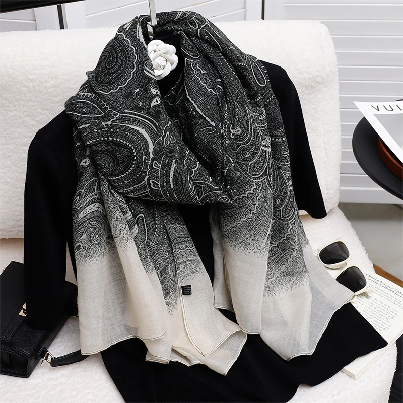 2025 Bohemia Paisley Luxury Designer Ladies Women Scarf Female Ventilate Cotton Linen Shawl Four Seasons Muslim Hijab 90*180cm