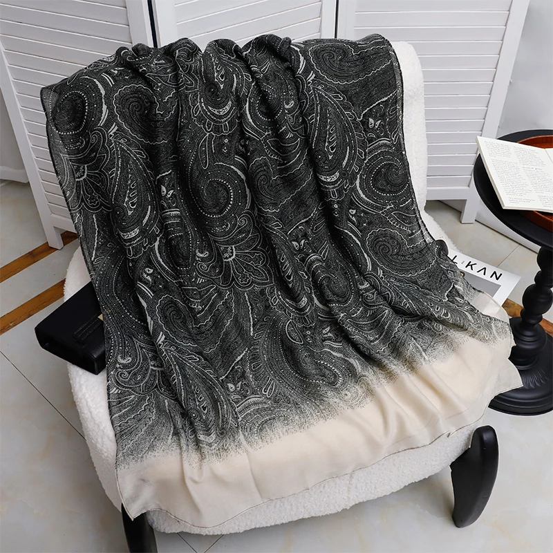 2025 Bohemia Paisley Luxury Designer Ladies Women Scarf Female Ventilate Cotton Linen Shawl Four Seasons Muslim Hijab 90*180cm