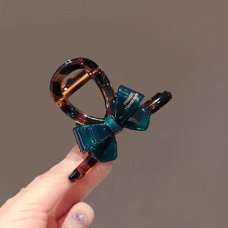1pc Korean Contrasting Bow, Medium Shark Clip, Fashionable Hot Stamping Letters, Half Tied Hair Clip, Hair Clip