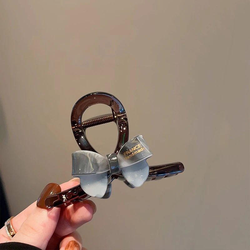 1pc Korean Contrasting Bow, Medium Shark Clip, Fashionable Hot Stamping Letters, Half Tied Hair Clip, Hair Clip