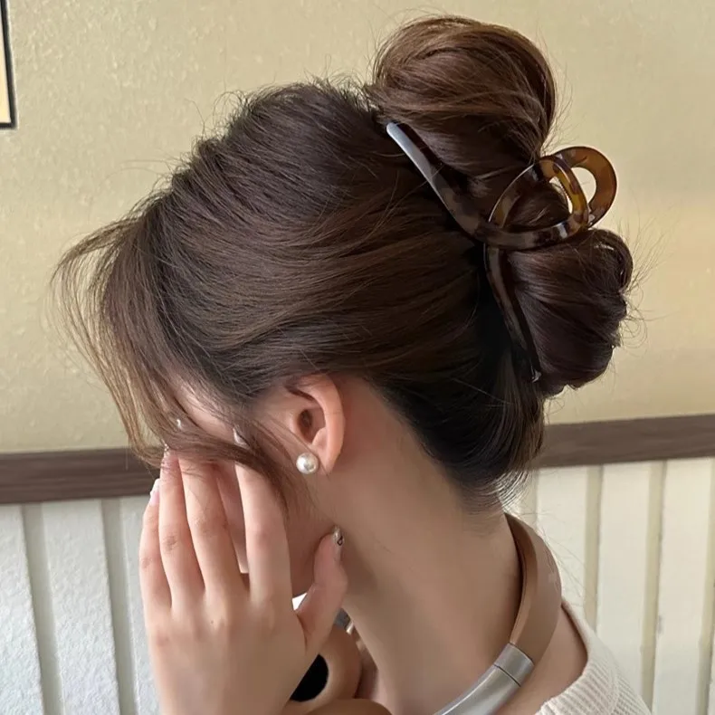 2024 New Fashion Acrylic Arc Hair Claws Headwear Leopard Print Large HairClip Shark Clip For Women Barrettes Hair Accessories