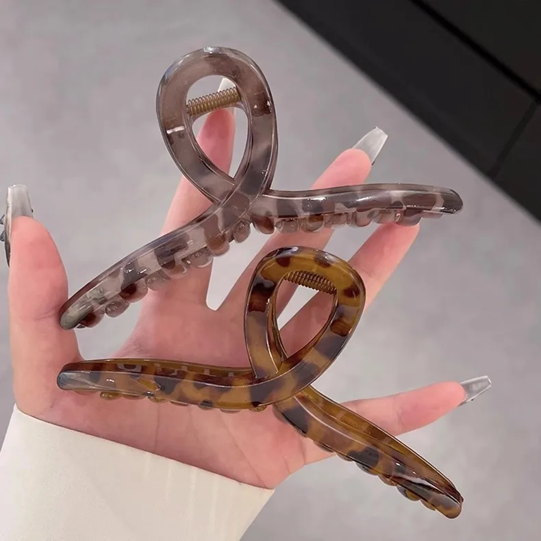 2024 New Fashion Acrylic Arc Hair Claws Headwear Leopard Print Large HairClip Shark Clip For Women Barrettes Hair Accessories