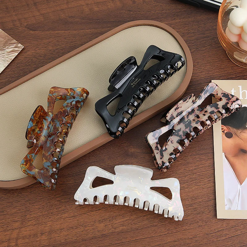 French Sweet Fashion Oversized Butterfly Hollow Acetate Grab Shark hair Clip Is Suitable For Girls Hair Accessories