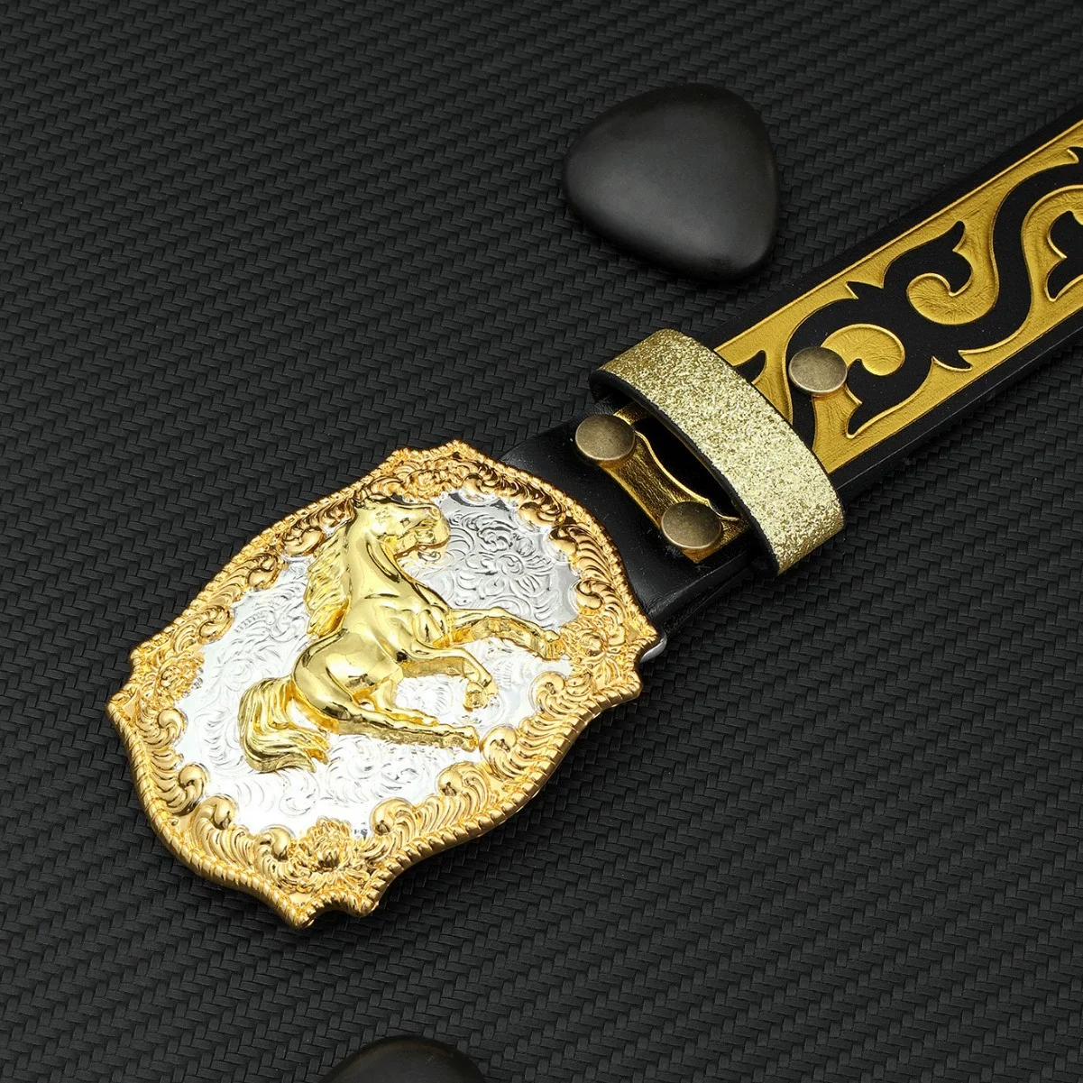 1 piece of street style trendy men's belt, horse shaped buckle, youth belt, retro printed gold flower personalized versatile jea