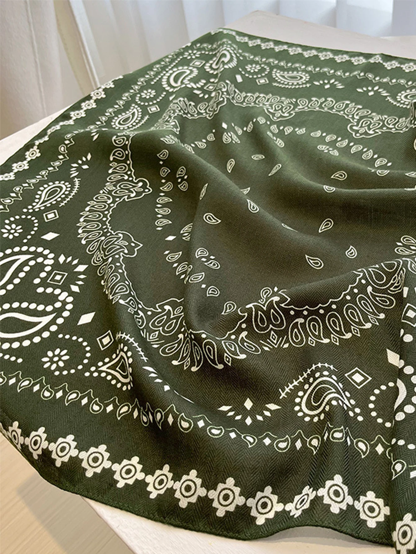 70cm Cashew Print Square Scarf Women’s Breathable Imitation Silk Bandanna Luxury Female Neckerchief Fashion Hijab Spring/Summer