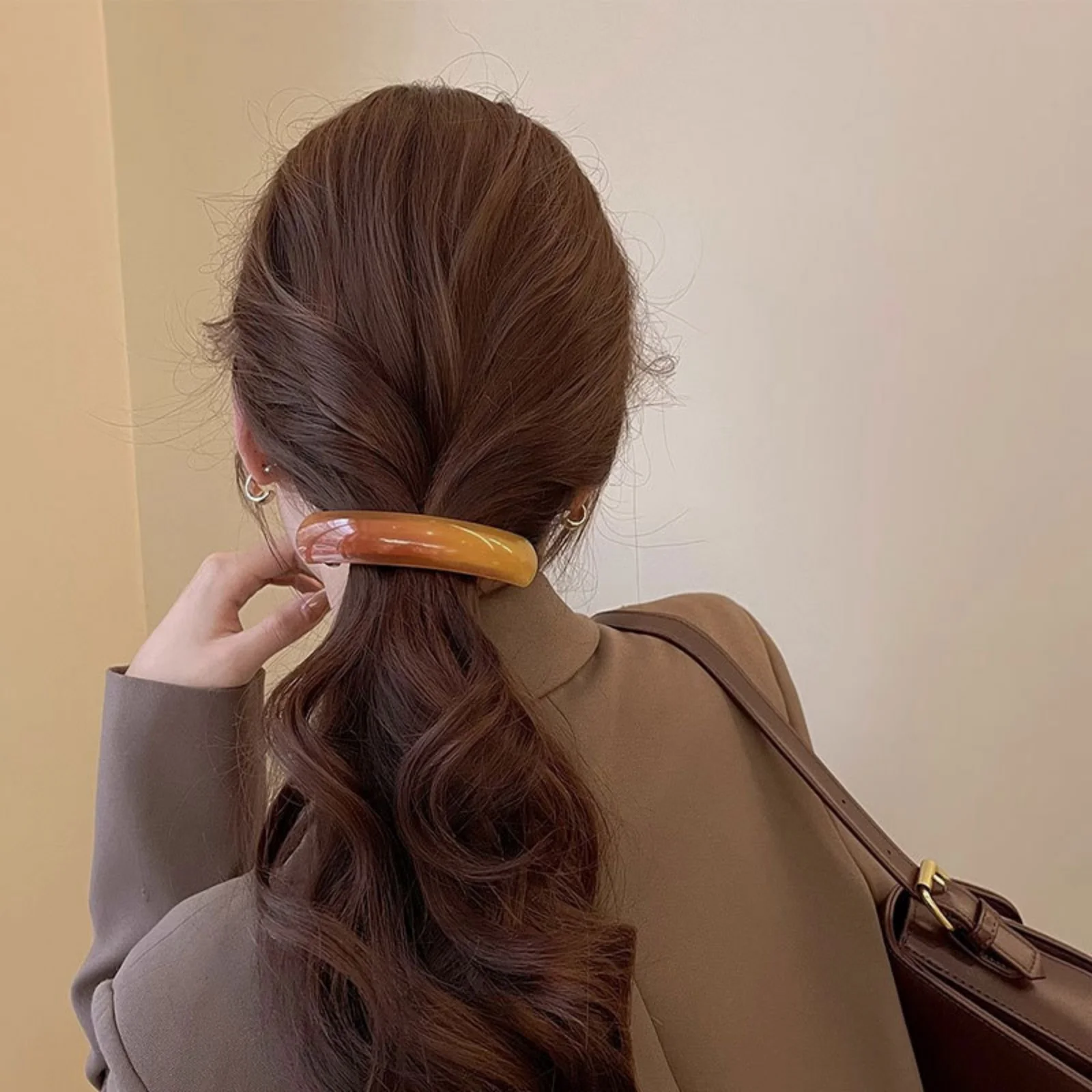 1PC One Word Spring Clip Hair Clip Female Back of the Head Advanced Feeling Hairpin Hair Fixing Clip Temperament Arc Ponytail Cl