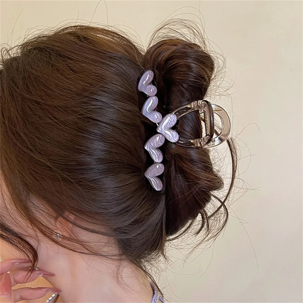 Fashion Love Heart Hair Claw for Women Elegant Hair Shark Clip Headdress Girls Hair Clips Accessories Korean Simple Headwear