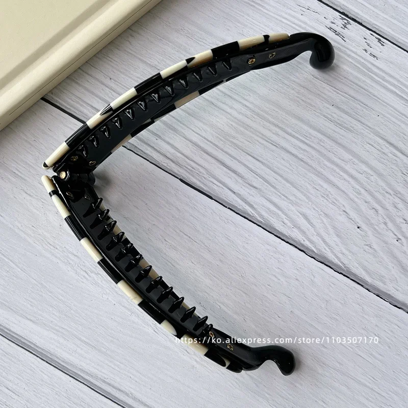 French retro curved banana clip ~ South Korea France leopard-print tortoise shell ponytail clip vertical clip back of the head h
