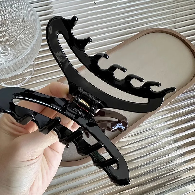 New French Gold Label Hollow Large Acetate Hair Claw Light Luxury Claw Clip Crab Hair Clip for Women Hair Accessories